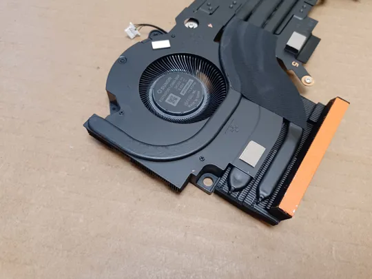 номер1054-6 система охолодження AT3ZZ002ZCL 0R3WFM RTX 3050  для Dell G15  5530 5531 5535 Охолоджувальна система Кулери та системи охолодження Охолодження материнської плати cooling system Кулер Охолоджувальний блок оригінал Де купити