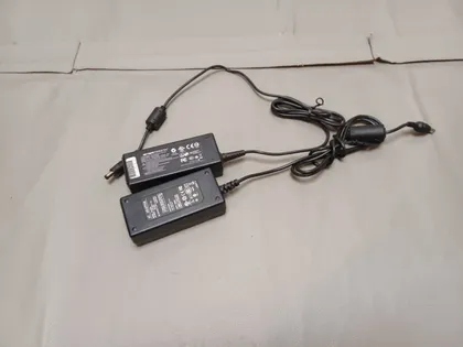 фото, 0628 адаптер живлення 12V 2 шт НІМЕЧЧИНА