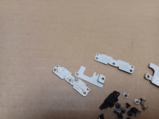 Купити номер1055-8 кріплення комплектуюче гвинти  для Dell XPS 15 9575 5530  2in1  оригінал