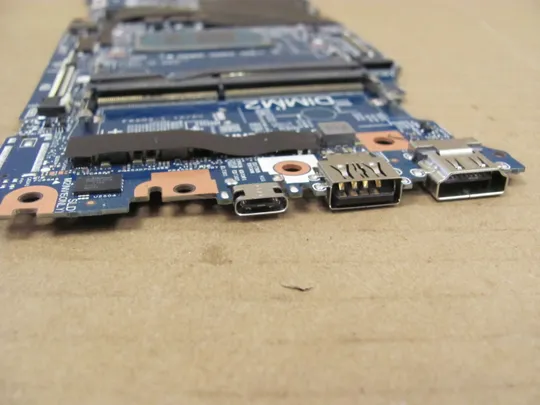 821-6 материнська плата SRK05  i5-1135G7 CV0V2 0R31RD для DELL Latitude 3520  E3520 оригінал З аукціону