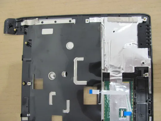 486-2 Кришка панель палмрест та тачпад 13N0-ZKP0K01 для MEDION P6816 E6228 оригінал Недорого