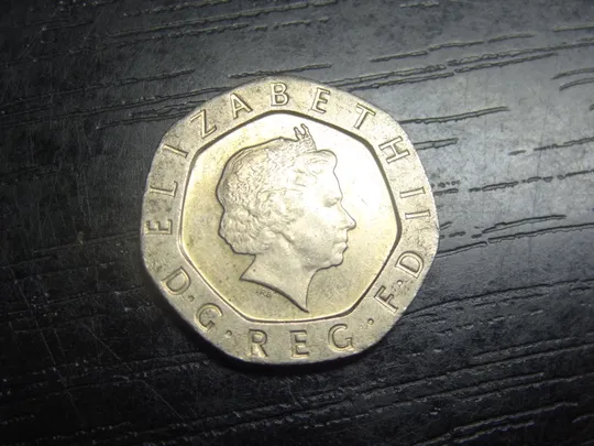 Купити 20 пенсів 2002 Британія