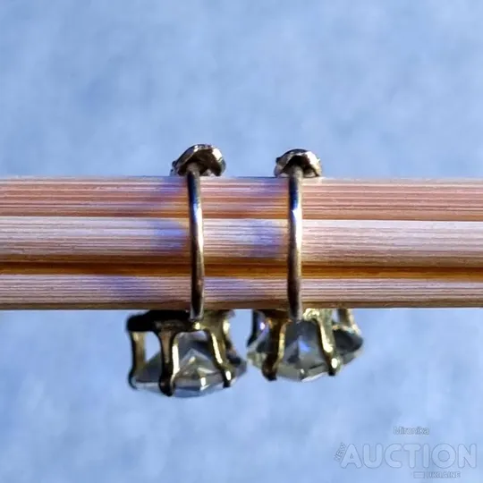 Сережки біжутерія. Продаж