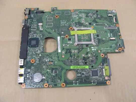 747-7 материнська плата РОБОЧА 69N0YVM30B01 для MEDION P7818 E7221 E7222 оригінал Де купити