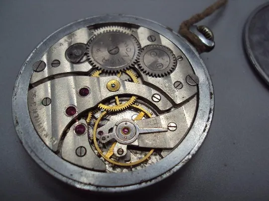 Карманные часы Молния 15 камней ссср ччз не на ходу диаметр 4,3 см №14611 Продаж