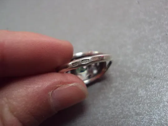 Купити Кольцо женское ажурное с зеленым камушком серебро 925 проба украина вес 3,86 г размер 17 №11117