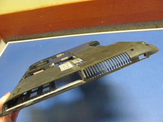 №325-16 Кришка (дно, корито, піддон) корпуса 13N0-KNA0E11 для ASUS X73S оригінал З аукціону