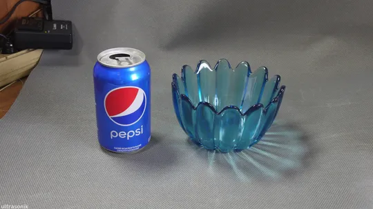 Цукерниця ваза бірюзове кольорове старе радянське скло Вживане З аукціону