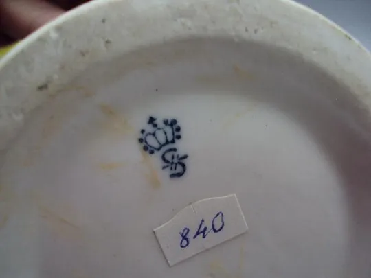 Пивной бокал фарфор Германия Зитцендорф Sitzendorf кружка пивная узор люди пьют пиво 16,9 см (№840) Де купити