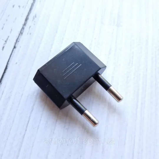 Купити Мережевий перехідник адаптер з американської на євро вилку EU розетка 3A250V Чорний