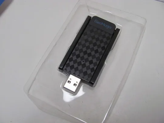 3991 Дводіапазонний адаптер AC1300 бездротовий USB 3.0 WiFi-адаптерні антени Стан Нового НІМЕЧЧИНА Продаж