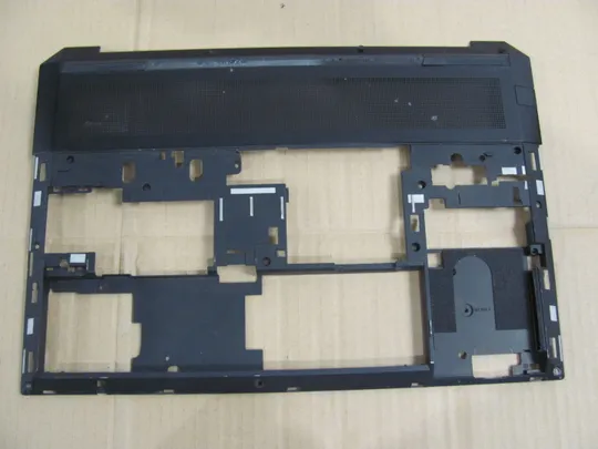 48-24 Кришка дно піддон корпуса 3FXW2TP003  для HP ZBook 15 G5 15 G6  оригінал Ціна