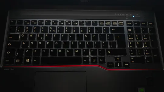 Fujitsu LifeBook E754, i5-4300M, 2.6x3.3 GHz, 8GB, 120 GB SSD в Україні