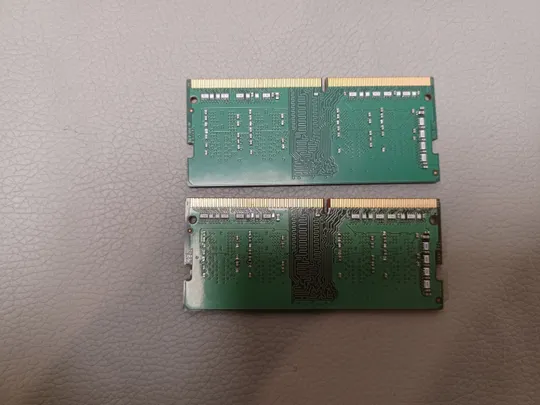 0889C  оперативна пам'ять 2шт З аукціону