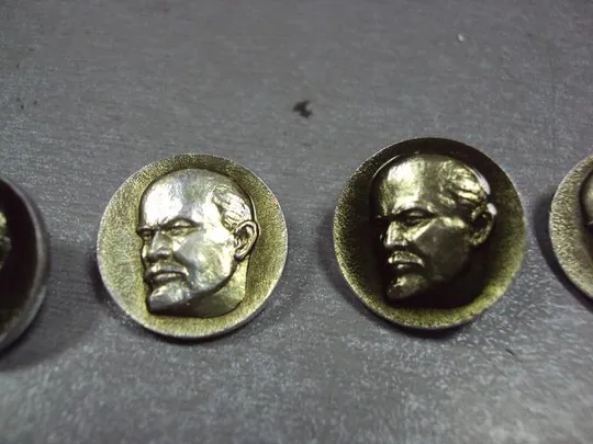 знак ленин круглый профиль лот 4 шт №1559 З аукціону