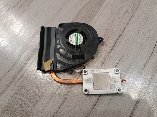 Купити Система охолодження (кулер) для ноутбука Acer Aspire E1-521 E1-531 E1-571 E1-471 (AT0HI0060C0353005794)