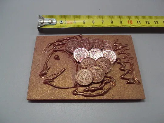 Магнит на холодильник Рыба с монетами рыбка и монеты сувенир магнитик №15496 Ціна