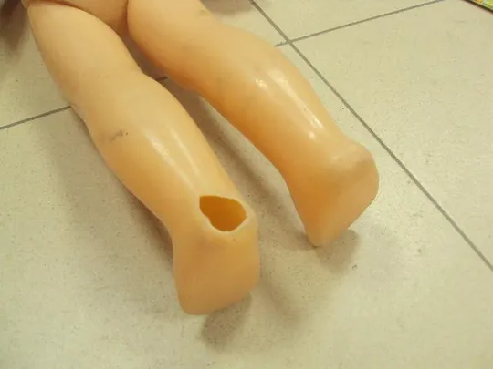 кукла ссср Тая Донецк пластмасса битые пятки и носочки, по руке и лицу паутинка №926 Інтернет-аукціон