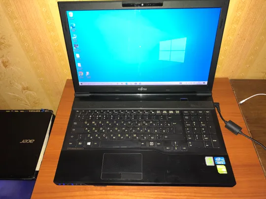 ноутбук Fujitsu AH532 i5-3210M/4GB/500GB/ intel+GF GT620M Ціна