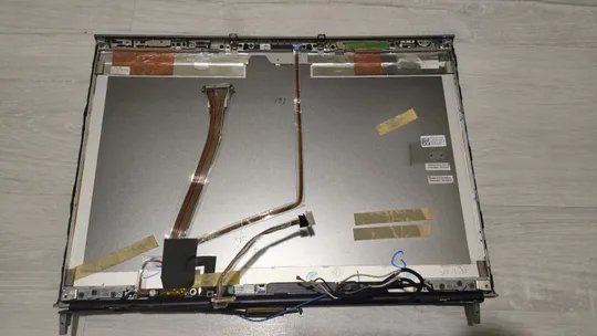 Кришка+рамка+петлі+шлейф Dell M6500 З аукціону