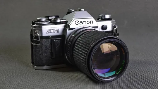 Телеоб'єктив AUTO Sears Macro MC 135mm/2,8 Ф52мм крепление байонета Canon FD Вживане Ціна