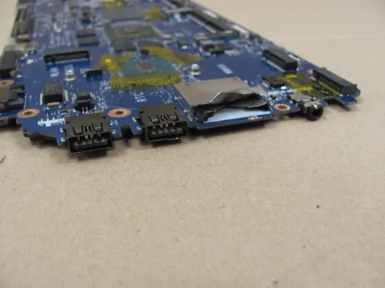 645-15 материнська плата  ADP80 LA-C841P 0N98Y6 SR2FU  I7-6820HQ для DELL  LATITUDE E5570  оригінал Інтернет-аукціон
