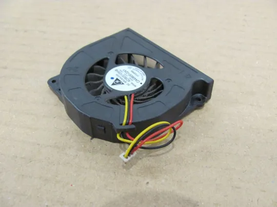 361-36 Вентилятор (кулер, FAN) CA49600-0241 для FUJITSU S760 E751 E752 T731 A572 AH550 AH551 AH701 TH700 E780 T730 T900 T901 оригінал З аукціону