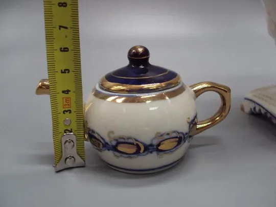 Фигура фарфор статуэтка Самовар и заварник Гжель высота 26 см №13685 Де купити