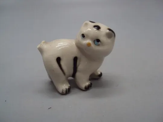 Фигура фарфор статуэтка котенок миниатюра котик Европа кот высота 3,5 см под реставрацию №11754 Де купити