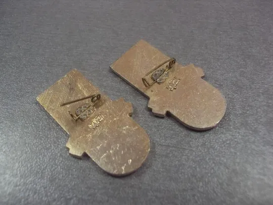 знак 25 лет хспкз харцызский сталепроволочно-канатный завод лот 2 шт №1993 Продаж