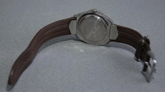 Seiko LORUS TRI-LUM SX 100м. WR корпус нержавейка model: V142-0A10 (A4) Де купити