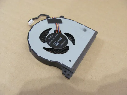 425-33 Вентилятор (кулер, FAN)  DC28000CZF0  для Lenovo  IdeaPad 310-15 310-15ABR, 310-15IAP, 310-15IKB, 310-14ISK, 310-15ISK  оригінал Інтернет-аукціон