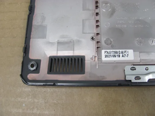 номер0353-32 Кришка дно піддон корпуса AP2X5000151 0K1R70 для Dell Inspiron / vostro 15 3501 3505 оригінал На торгах