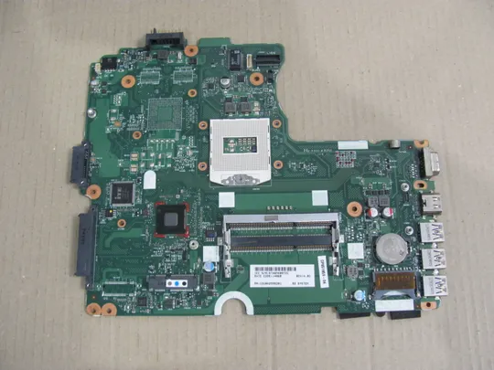 93-28 материнська плата РОБОЧА 6050A2595201   для  FUJITSU A544 оригінал Ціна