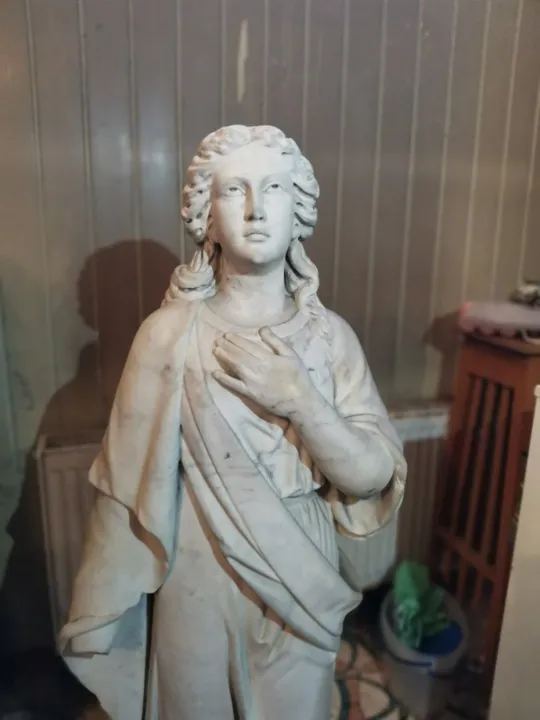 Статуя Марія, творець Віктор Бродзький Ціна