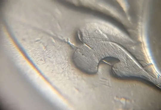 (5241) 50 копійок 1992 1ААс розкол від канту до лівого нижнього листка на аверсі (50 копеек 1992 1ААс брак) Де купити