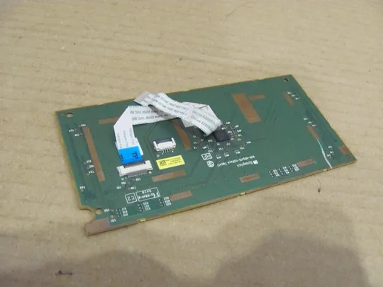 577-15 плата тачпаду TM-02417-003 для DELL Alienware 15 R3 оригінал Ціна