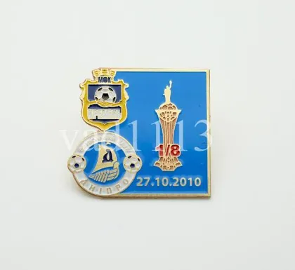 фото, Футбол значок ФК Кременчуг - Днепр Днепропетровск кубок Украины 2010-2011