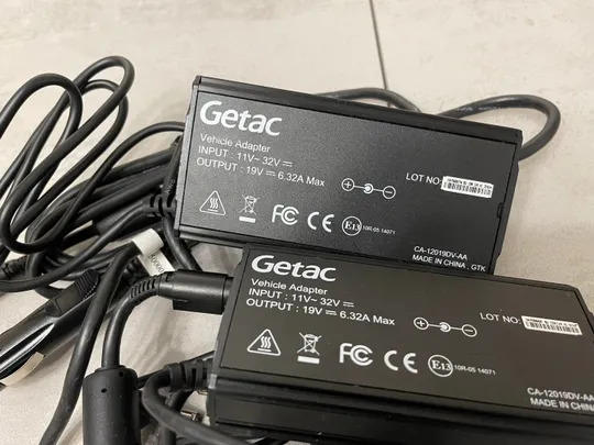 Автомобільна зарядка для ноутбуків / планшетів Getac CA-12019DV-AA / GAD2X8 19V 120W. Оригінал З аукціону