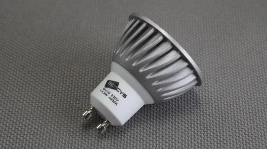 LED Лампа светодиодная SENCYS алюминиевый радиатор 220V GU10 3W 285Lm 4000K 60º Де купити