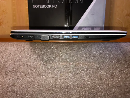 Ноутбук Asus A556LJ i3-4005U/8gb/HDD 1TB/Intel HD+GF920M/3 години Продаж