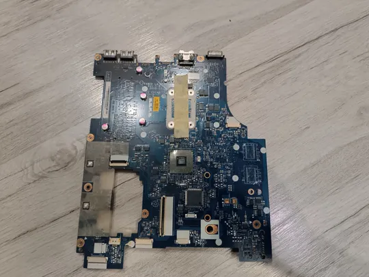 Купити Материнська плата для ноутбука Lenovo G575 UMA, AMD E-450 ( PAWGD LA-6757P Rev:1.0)