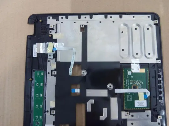 №331-3 панель палмрест та тачпад 13N0-YHA0L01 для MEDION X6816 X6815 оригінал З аукціону