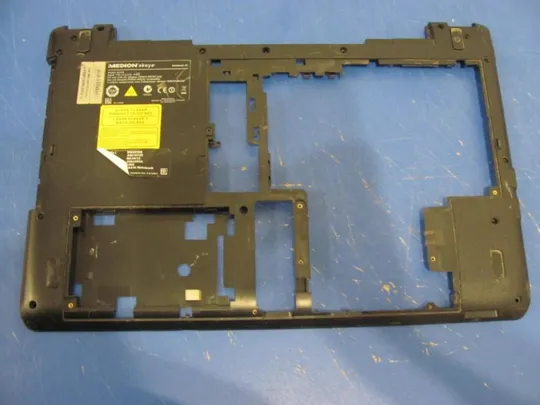 №235-3 Кришка дно піддон корпуса 13N0-1BA0621 для Medion Akoya E6416 E6412 E6418 оригінал Ціна