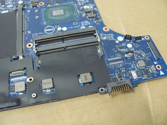 номер0908-9 материнська плата CAP10 LA-E321P SR32N  i7-7820HQ для DELL Precision 17 7710 7720  оригінал Продаж