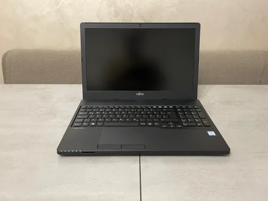 Ноутбук Fujitsu LifeBook A557, 15,6&quot; FHD IPS, i5-7200U, 16GB, 250GB SSD. Гарантія Де купити
