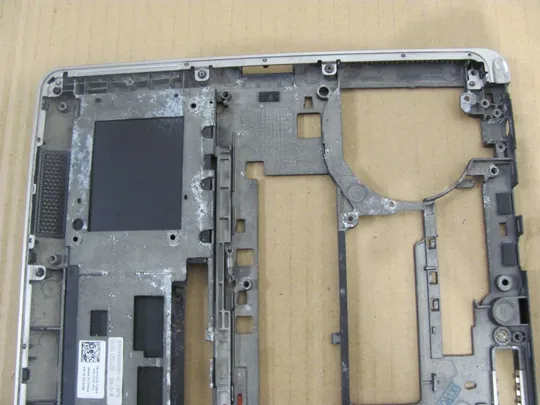 номер0169-3 Кришка, дно, піддон корпуса 0YGJ08 для Dell Latitude E7440 оригінал Характеристики