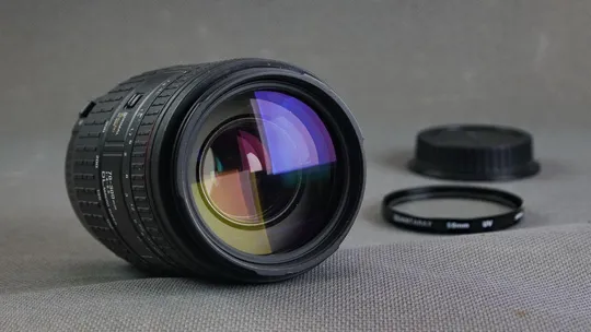 Об&#039;єктив Canon EF, EF-S телеобъектив Sigma 70-300mm 1:4-5.6 DL Macro Super MC Ф58mm Japan Вживане З аукціону