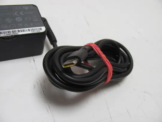 5187C  адаптер живлення LENOVO 00HM664 5V\9V\15V\20V 45W Де купити