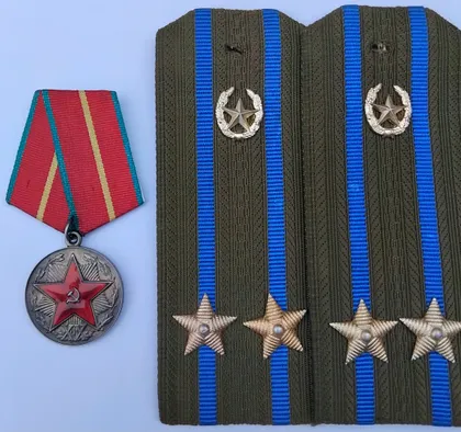 фото, ☝️Медаль КГБ 1ст. серебро 925пр. (родной сбор!)